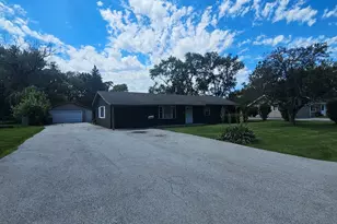 4671 185th Pl, Country Club Hills, IL 60478 - Photo 2