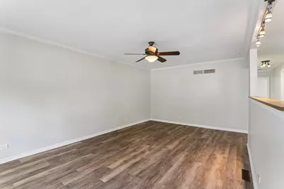327 Oakwood Drive, Antioch, IL 60002 - Photo 10
