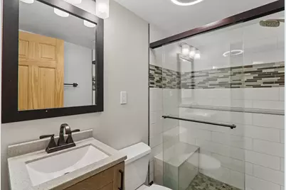 327 Oakwood Drive, Antioch, IL 60002 - Photo 16