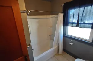 912 Douglas St, Morris, IL 60450 - Photo 10