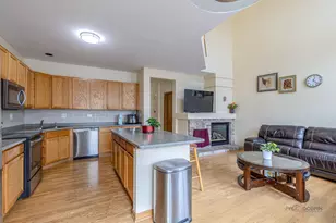 1283 Georgetown Way, Vernon Hills, IL 60061 - Photo 12