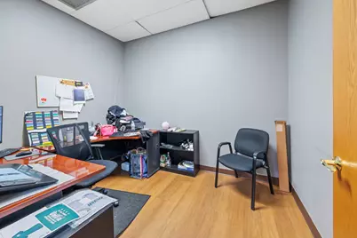 7560 W 100th Place, Bridgeview, IL 60455 - Photo 12
