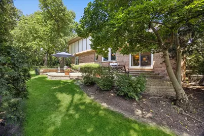 6402 Indian Head Court, Indian Head Park, IL 60525 - Photo 38