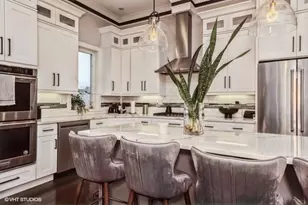 4730 S Champlain Ave, Chicago, IL 60615 - Photo 2