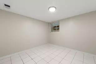 5311 W Henderson St, Chicago, IL 60641 - Photo 8