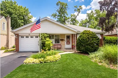 19 N Seminary Avenue, Park Ridge, IL 60068 - Photo 1