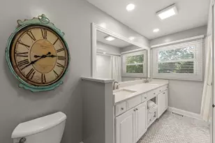 15W621 Diversey Ave, Elmhurst, IL 60126 - Photo 14
