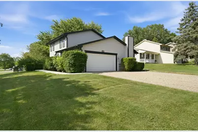 701 Bayberry Drive, Bartlett, IL 60103 - Photo 2