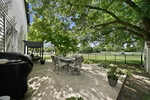 701 Bayberry Dr, Bartlett, IL 60103 - Photo 34
