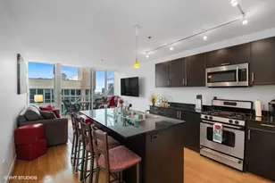 653 N Kingsbury St, Chicago, IL 60654 - Photo 4