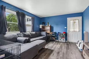 103 Daniel Ct, Bartlett, IL 60103 - Photo 2