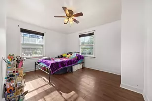 901 Manchester Ave, Westchester, IL 60154 - Photo 16