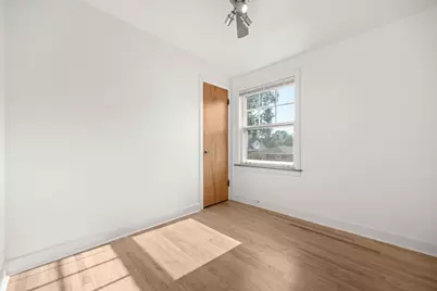 901 Manchester Avenue, Westchester, IL 60154 - Photo 14