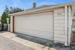 6150 W Thorndale Ave, Chicago, IL 60646 - Photo 20