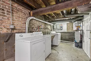 6150 W Thorndale Ave, Chicago, IL 60646 - Photo 16