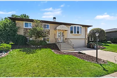 15329 Maple Drive, Oak Forest, IL 60452 - Photo 2