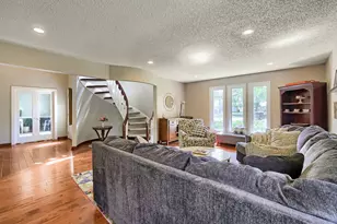 816 Paddock Ln, Libertyville, IL 60048 - Photo 8