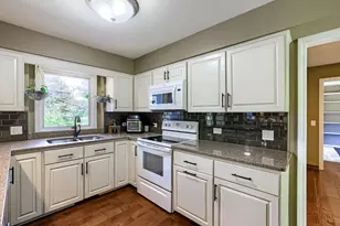 816 Paddock Ln, Libertyville, IL 60048 - Photo 14