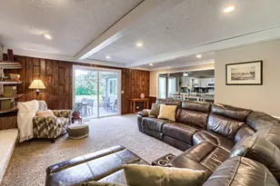 816 Paddock Ln, Libertyville, IL 60048 - Photo 20