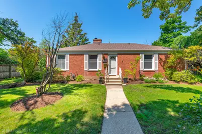 600 Garfield Avenue, Lake Bluff, IL 60044 - Photo 1