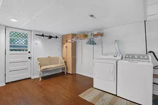 1010 E Evergreen St, Wheaton, IL 60187 - Photo 18