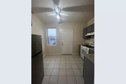 4306 W Shakespeare Avenue #3, Chicago, IL 60639 - Photo 12