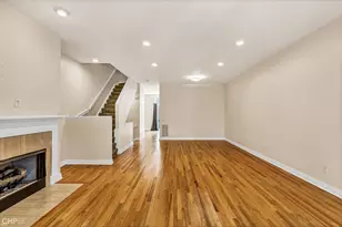 530 N Peoria St, Chicago, IL 60642 - Photo 16
