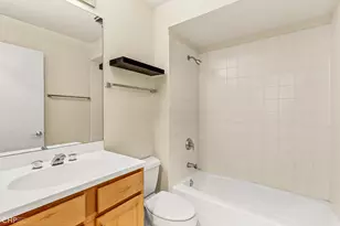 530 N Peoria St, Chicago, IL 60642 - Photo 4