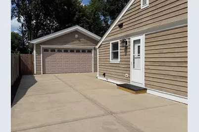 2204 Campbell Street, Rolling Meadows, IL 60008 - Photo 2