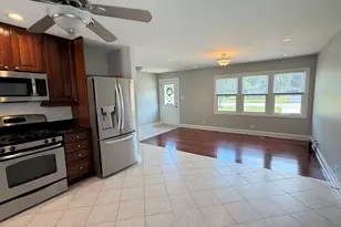2204 Campbell St, Rolling Meadows, IL 60008 - Photo 4