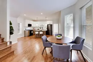1033 S Claremont Ave, Chicago, IL 60612 - Photo 8
