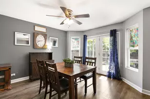 681 W Huron Hills Trail, Round Lake Heights, IL 60073 - Photo 8
