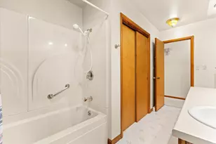 1412 S Jackson St, Streator, IL 61364 - Photo 24