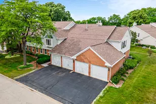 125 Rob Roy Ln, Prospect Heights, IL 60070 - Photo 1