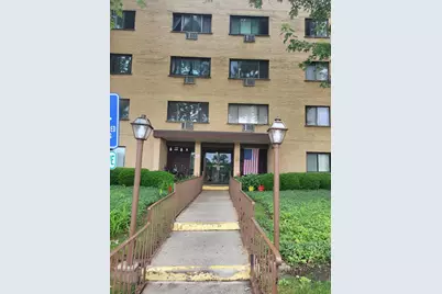 6670 S Brainard Avenue #404, Countryside, IL 60525 - Photo 2