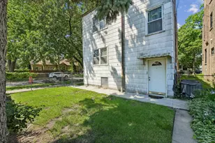 3801 N Lawndale Ave, Chicago, IL 60618 - Photo 10
