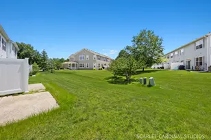 392 Bluegrass Pkwy, Oswego, IL 60543 - Photo 16