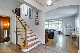 5811 N Christiana Ave, Chicago, IL 60659 - Photo 10