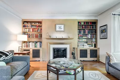 5811 N Christiana Avenue, Chicago, IL 60659 - Photo 4