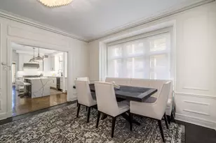 222 E Chestnut St, Chicago, IL 60611 - Photo 8