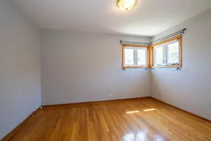 9227 Merrill Ave, Morton Grove, IL 60053 - Photo 18