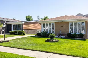 9227 Merrill Ave, Morton Grove, IL 60053 - Photo 2