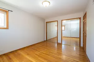 9227 Merrill Ave, Morton Grove, IL 60053 - Photo 20