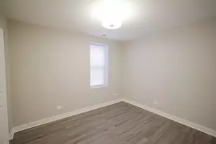 2253 S Whipple Ave, Chicago, IL 60623 - Photo 2