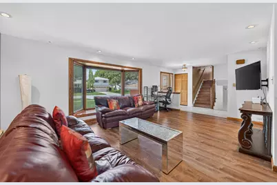 4506 Magnolia Drive, Rolling Meadows, IL 60008 - Photo 4