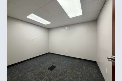 2688 Dekalb Avenue, Sycamore, IL 60178 - Photo 10