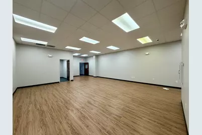 2688 Dekalb Avenue, Sycamore, IL 60178 - Photo 12