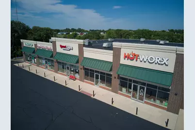 2688 Dekalb Avenue, Sycamore, IL 60178 - Photo 2
