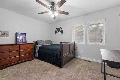 1621 Barthelone Street, Crest Hill, IL 60403 - Photo 10
