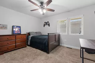 1621 Barthelone St, Crest Hill, IL 60403 - Photo 10